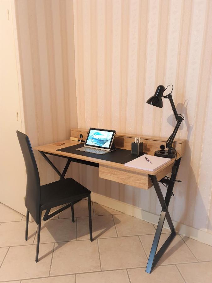 Eden En Perigord Apartment เปรีเกอ ภายนอก รูปภาพ
