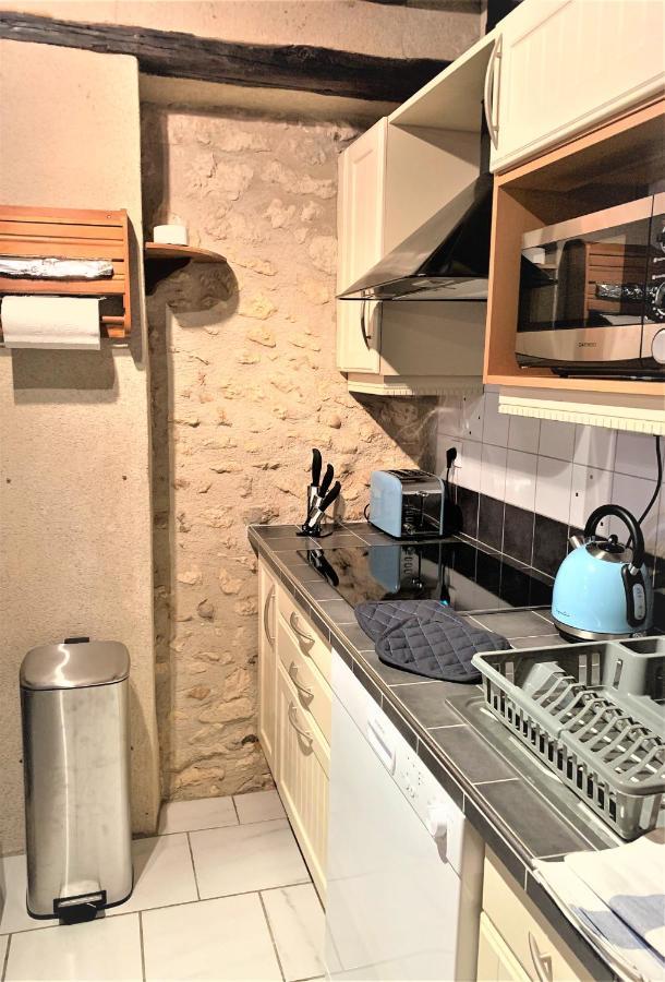 Eden En Perigord Apartment เปรีเกอ ภายนอก รูปภาพ